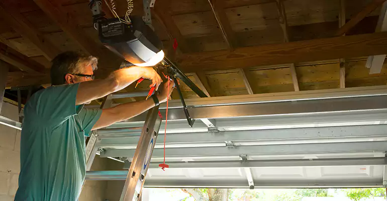 Chamberlain Garage Door Repair in Princeton, FL