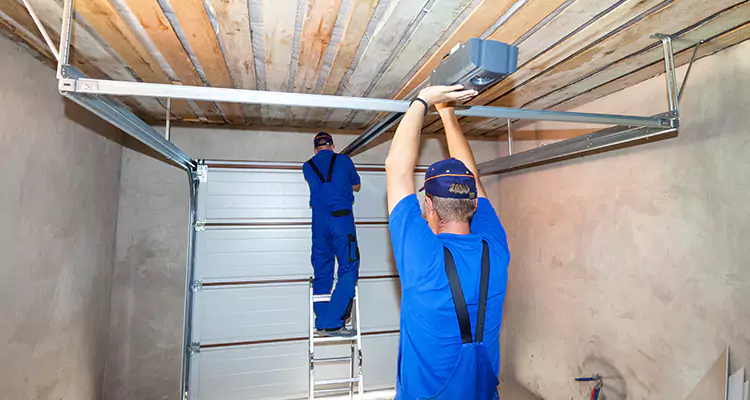 Garage Door Opener Technician in Princeton, FL