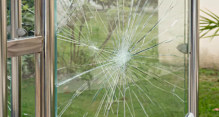 Frameless Glass Door Repair at Home in Princeton, FL