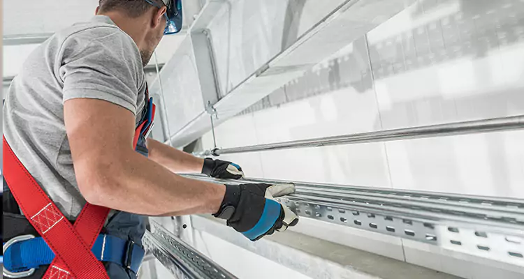 Glass Balcony Railing Replacement in Princeton, FL