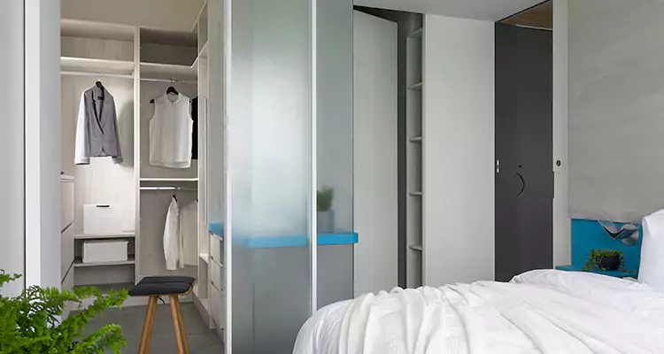 Closet Door Bi Fold Installation in Princeton, FL