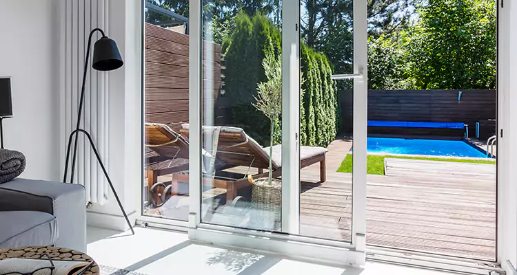 Fixing A Sliding Screen Door Roller in Princeton, FL